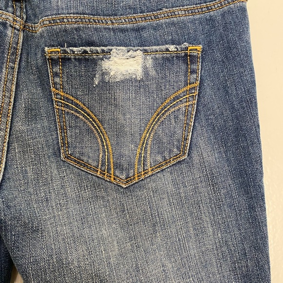 Hollister Distress Flare Jeans 7L - Picture 5 of 9